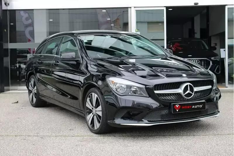 Preto Usado 2016 Mercedes CLA180 Sedan | € 17.990 (Preço justo) - Imagem 1/4