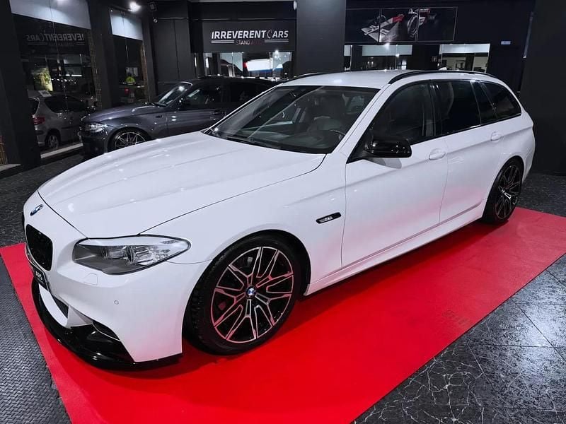 Branco Usado 2011 BMW 520 Comfort Edition Carrinha | € 17.900 (Caro) - Imagem 1/4