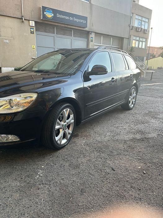 Usado 2009 Skoda Octavia Sedan | € 5.500 (Super Preço) - Imagem 1/4