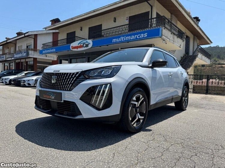 Branco Usado 2024 Peugeot 2008 Allure SUV | € 22.990 (Preço elevado) - Imagem 1/1