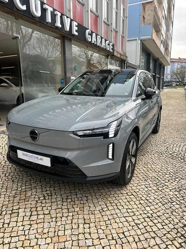 Usado Volvo EX90 205 kW (279 HP) 2025 Cinzento SUV