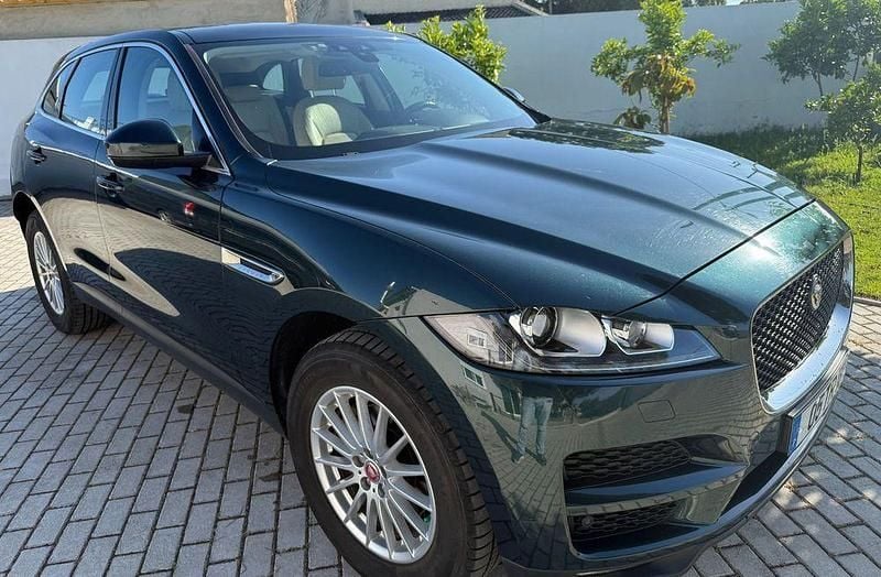 Usado 2017 Jaguar F-Pace Prestige SUV | € 19.500 - Imagem 1/4