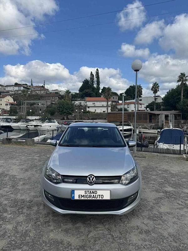 Cinzento Usado 2010 VW Polo Citadino | € 5.000 (Super Preço) - Imagem 1/4