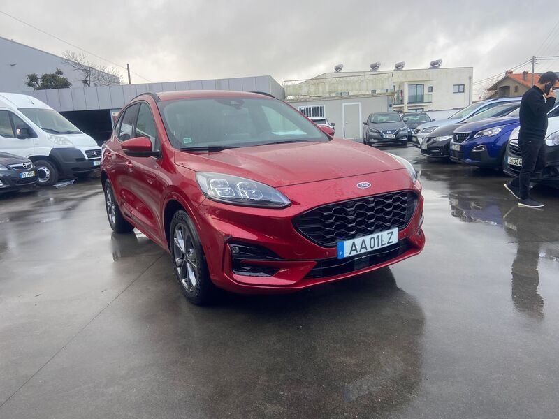Vermelho Usado 2020 Ford Kuga ST-Line SUV | € 24.900 - Imagem 1/4