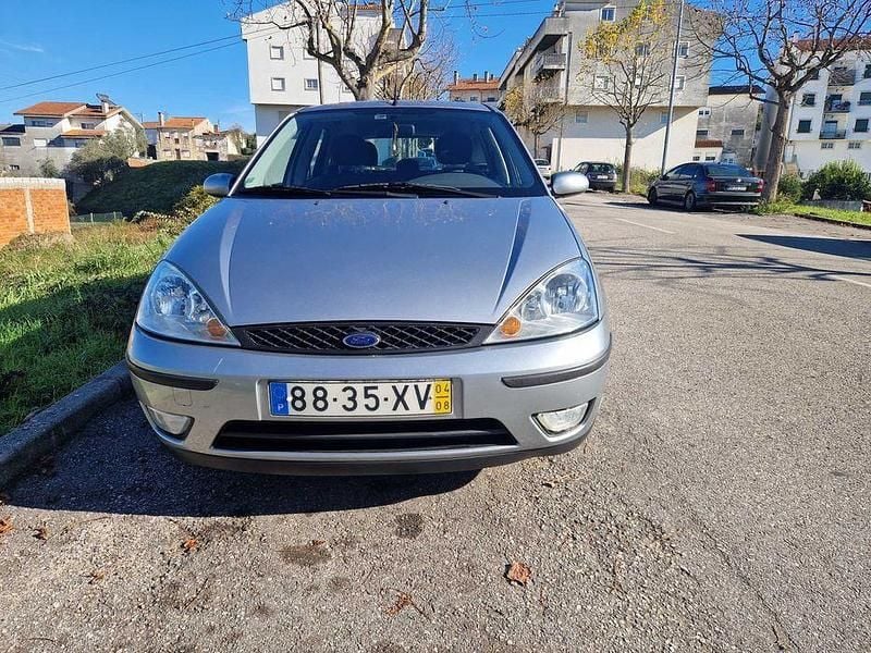 Usado 2004 Ford Focus Sedan | € 2.550 (Preço elevado) - Imagem 1/4