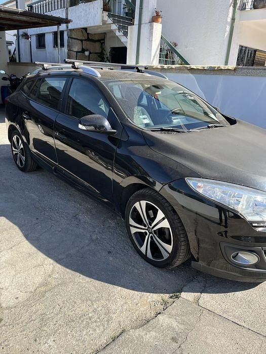 Usado 2012 Renault Mégane III Sedan | € 3.000 - Imagem 1/4