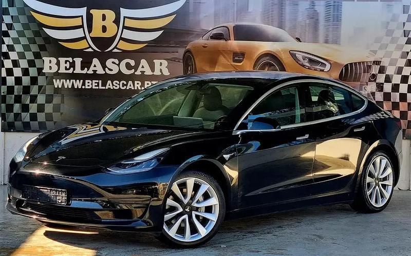 Usado Tesla Model 3 Standard Range Plus 175 kW (238 HP) 2019 Preto Sedan