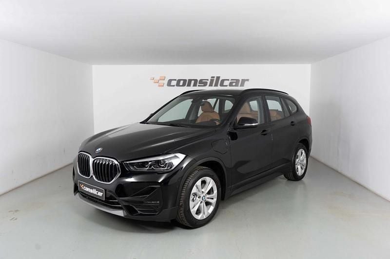 Preto Usado 2021 BMW X1 SUV | € 23.480 - Imagem 1/4