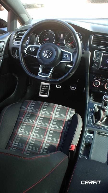 Usado VW Golf VII GTI 230 HP (169 kW) 2016 Cinza