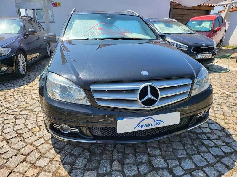 Usado Mercedes C220 170 HP (125 kW) 2010 Preto
