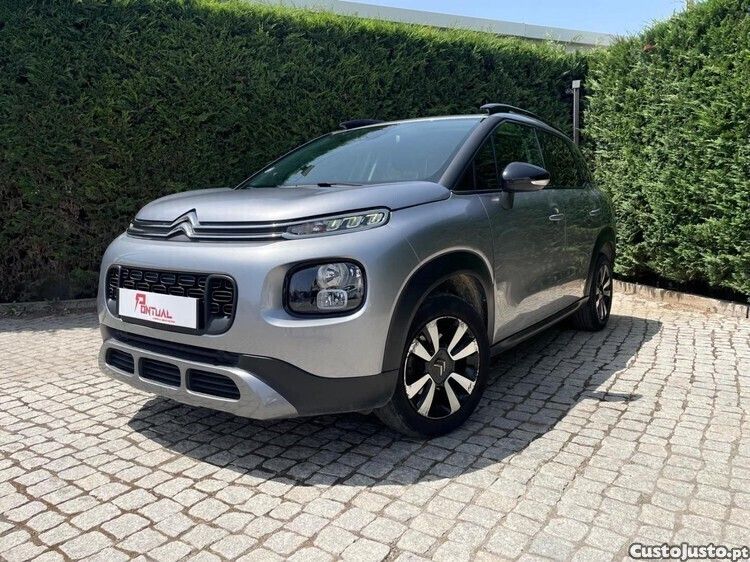 Cinza Usado 2019 Citroën C3 PureTech Citadino | € 14.990 (Preço justo) - Imagem 1/1