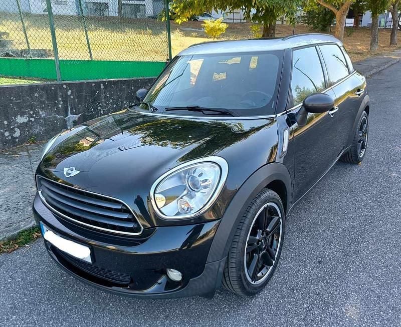 Usado Mini Countryman 122 HP (89 kW) 2012 Preto SUV