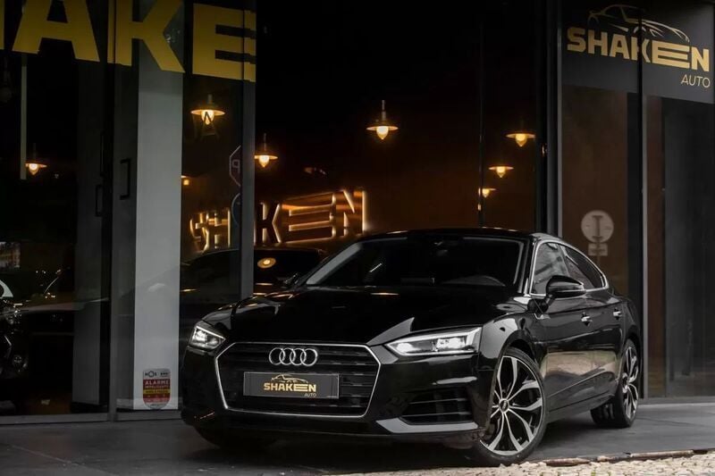 Preto Usado 2018 Audi A5 Sportback Sedan | € 27.450 (Caro) - Imagem 1/4