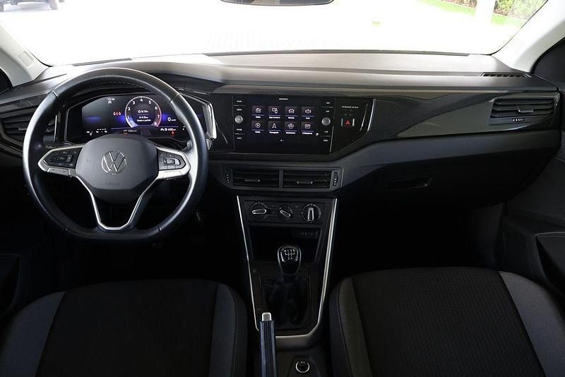 Usado VW Taigo 95 HP (69 kW) 2024 Cinza SUV