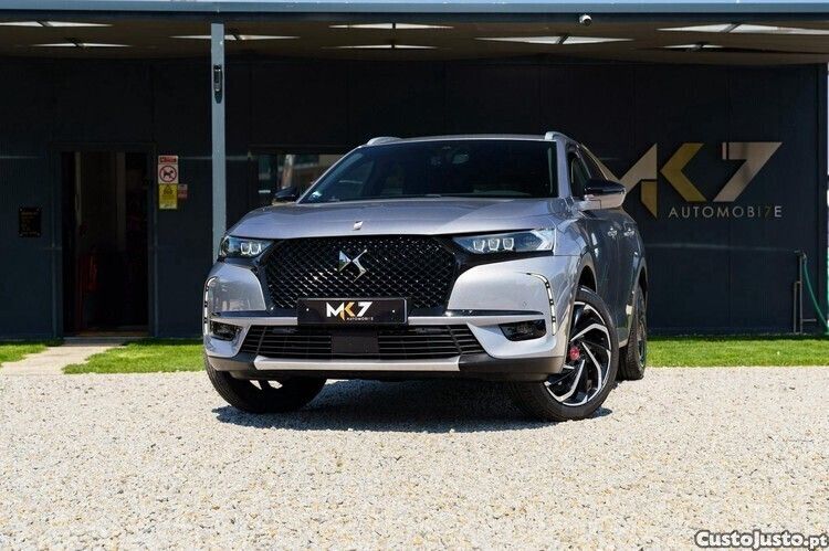 Cinza Usado 2019 DS Automobiles DS7 Crossback Performance SUV | € 31.990 (Preço elevado) - Imagem 1/1