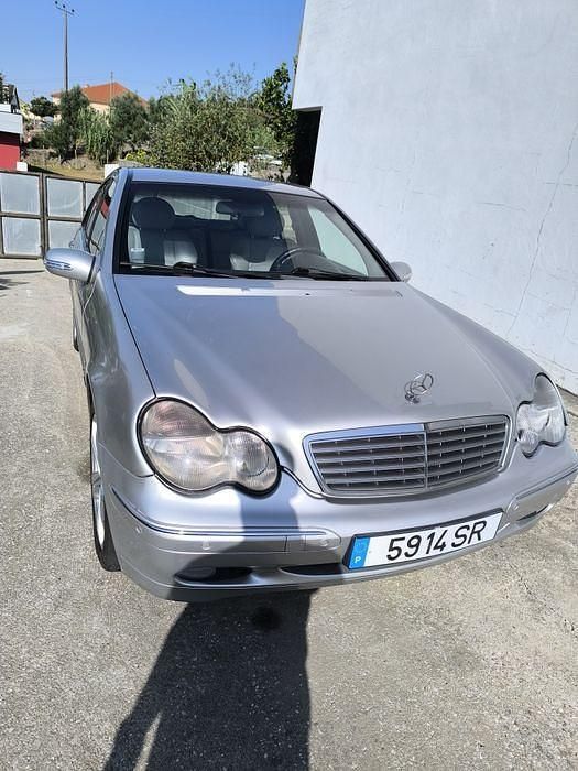 Usado 2000 Mercedes C220 Sedan | € 5.250 (Preço elevado) - Imagem 1/4