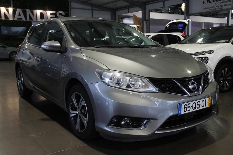 Usado Nissan Pulsar 110 HP (80 kW) 2015 Cinzento Citadino