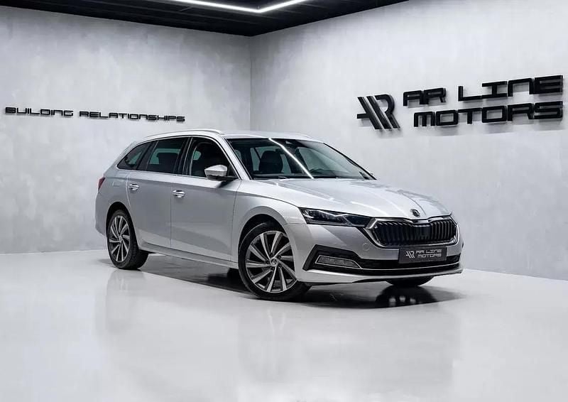 Cinzento Usado 2020 Skoda Octavia Ambition Carrinha | € 21.950 (Preço elevado) - Imagem 1/4