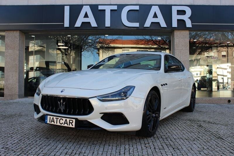 Usado Maserati Ghibli GT 330 HP (242 kW) 2021 Branco Coupé