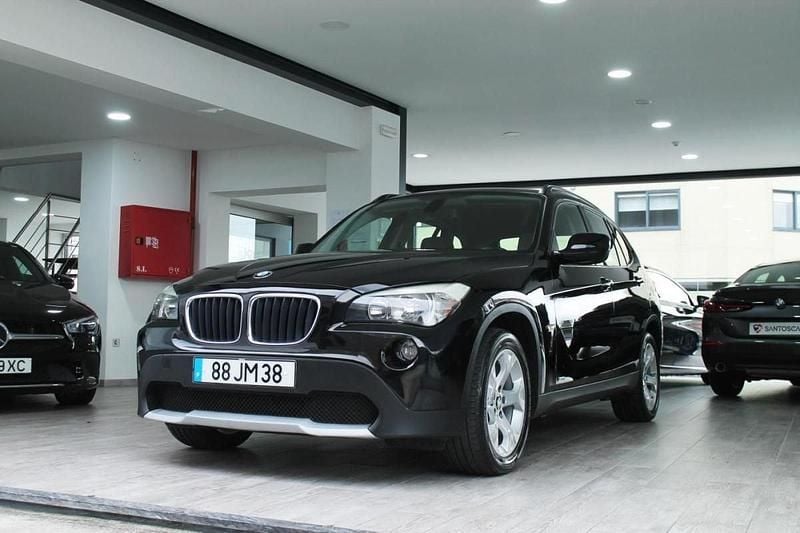 Preto Usado 2010 BMW X1 SUV | € 12.900 (Preço justo) - Imagem 1/4