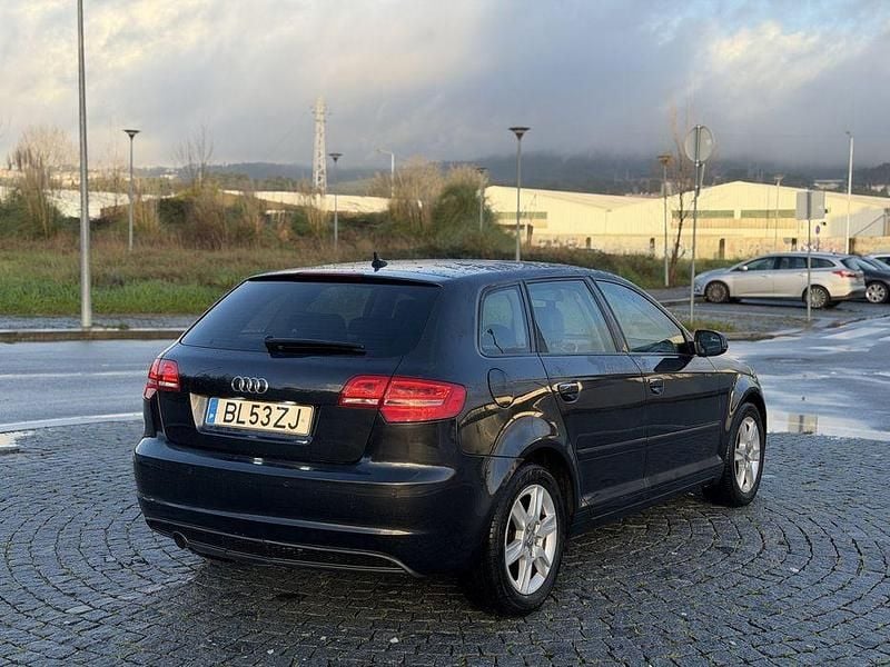 Usado 2011 Audi A3 Sedan | € 7.750 (Bom preço) - Imagem 1/4