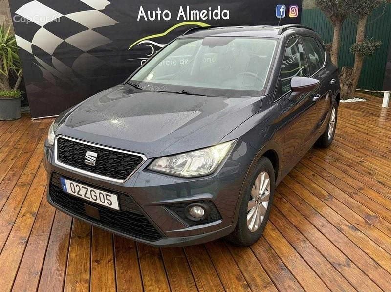 Usado Seat Arona 115 HP (84 kW) 2019 Antracite SUV