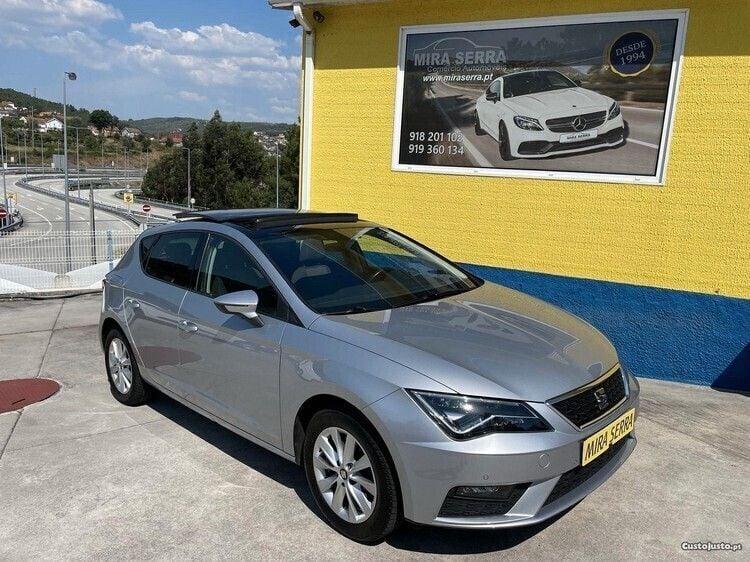 Cinza Usado 2019 Seat Leon Style Sedan | € 17.490 (Caro) - Imagem 1/1