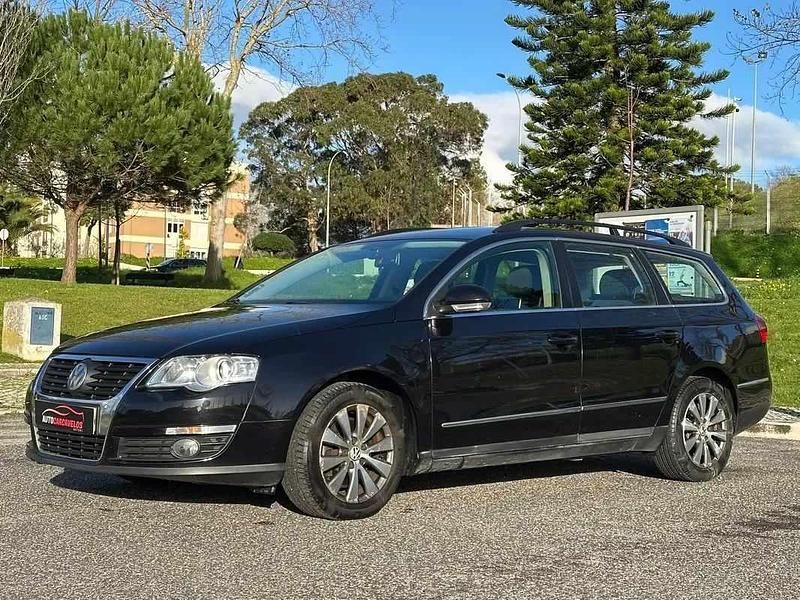 Usado VW Passat 105 HP (77 kW) 2010 Preto Sedan
