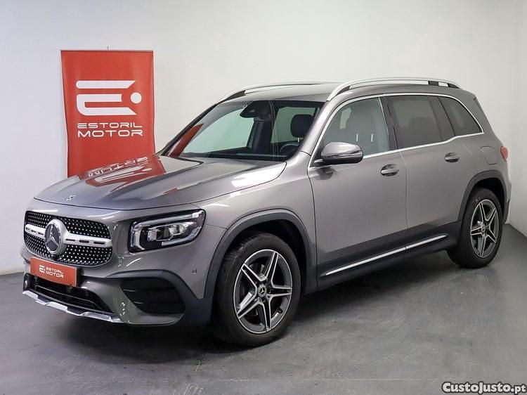 Usado Mercedes GLB180 AMG line 116 HP (85 kW) 2022 Cinza SUV