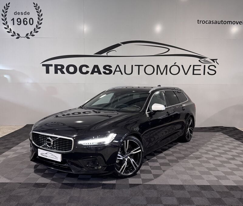 Preto Usado 2017 Volvo V90 R-Design Carrinha | € 31.900 - Imagem 1/4