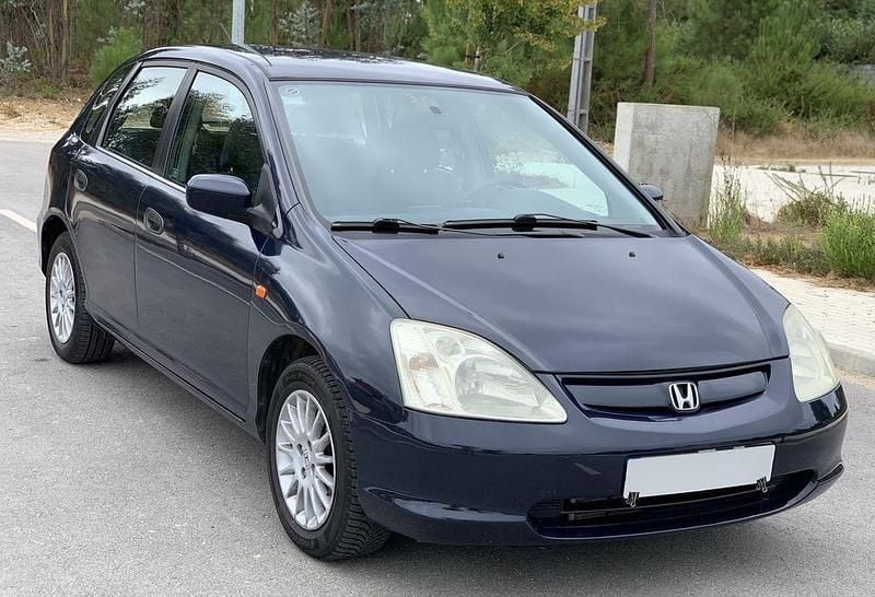 Usado 2001 Honda Civic Sedan | € 4.499 (Caro) - Imagem 1/4