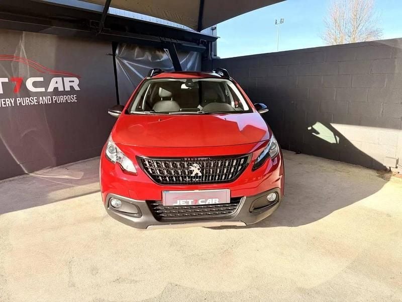 Usado Peugeot 2008 GT-line 110 HP (80 kW) 2018 Vermelho SUV
