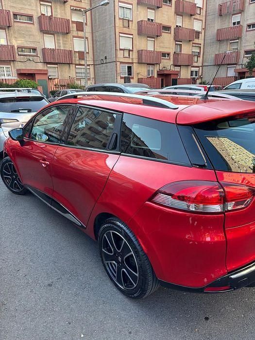 Usado 2015 Renault Clio IV Dynamique Carrinha | € 8.500 (Bom preço) - Imagem 1/4