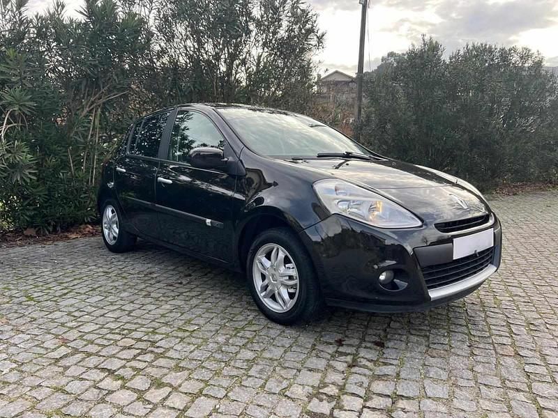 Preto Usado 2010 Renault Clio II | € 5.900 (Preço justo) - Imagem 1/4