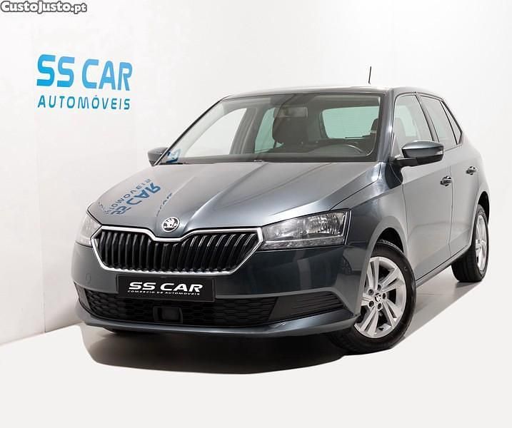 Cinza Usado 2021 Skoda Fabia Ambition | € 10.250 (Super Preço) - Imagem 1/1