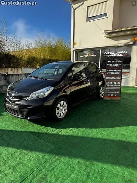 Preto Usado 2013 Toyota Yaris Sport | € 8.990 (Preço justo) - Imagem 1/1