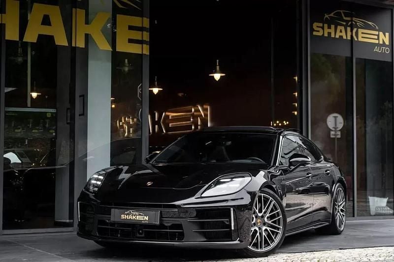 Usado Porsche Panamera 4S 544 HP (400 kW) 2025 Preto Sedan
