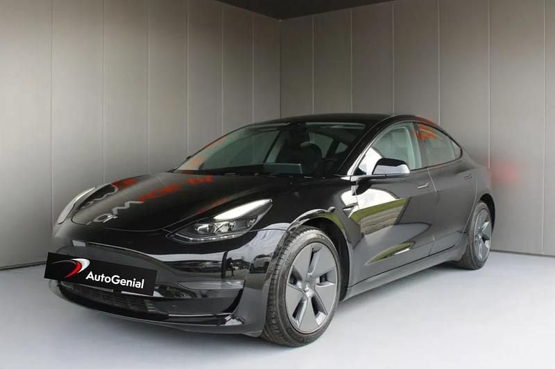 Preto Usado 2021 Tesla Model 3 Sedan | € 28.990 (Preço justo) - Imagem 1/4