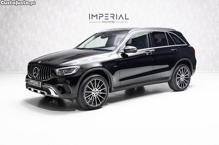 Usado Mercedes GLC300e 306 HP (225 kW) 2020 Preto SUV