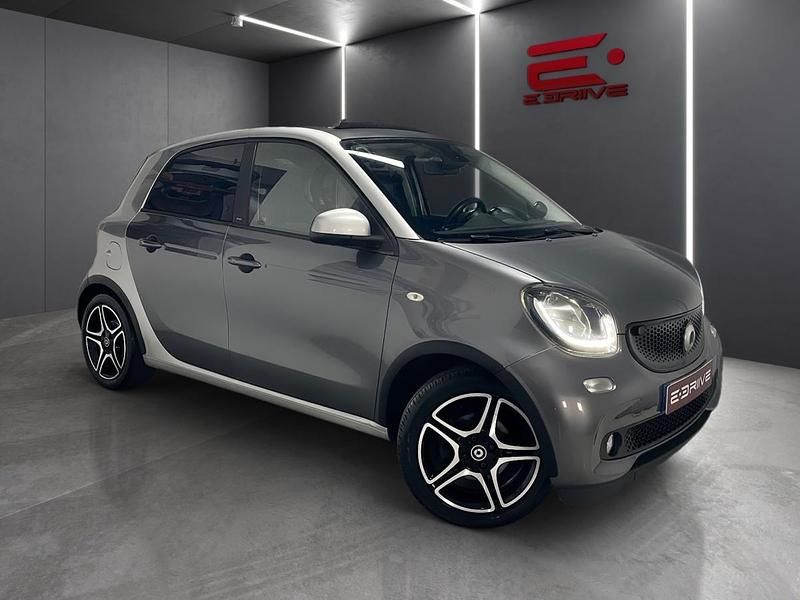Usado Smart ForFour Prime 90 HP (66 kW) 2016 Cinza Citadino