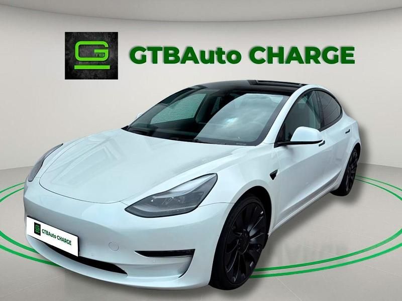 Branco Usado 2022 Tesla Model 3 Performance Sedan | € 37.499 (Caro) - Imagem 1/4