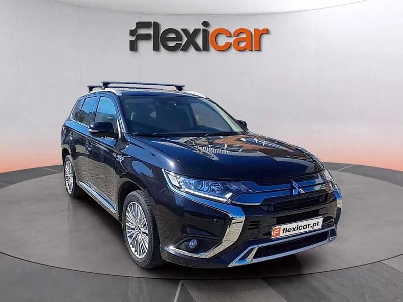 Preto Usado 2019 Mitsubishi Outlander P-HEV | € 19.990 (Preço justo) - Imagem 1/4