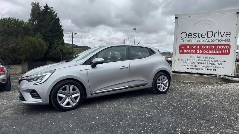 Cinza Usado 2020 Renault Clio V Intens Citadino | € 12.900 (Bom preço) - Imagem 1/4