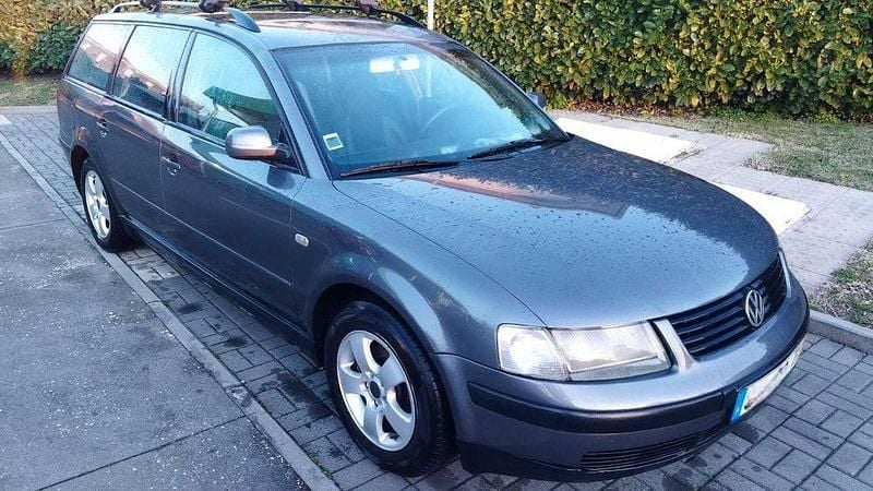 Usado 1999 VW Passat Sedan | € 2.000 (Preço justo) - Imagem 1/4