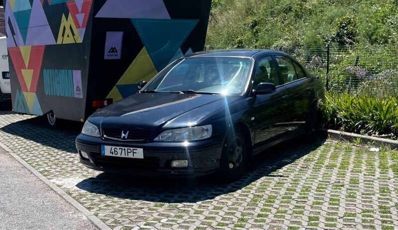 Usado 2000 Honda Accord Sedan | € 3.999 - Imagem 1/4