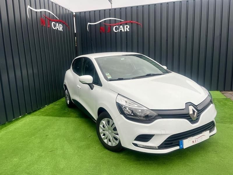 Branco Usado 2016 Renault Clio IV | € 9.990 (Bom preço) - Imagem 1/4