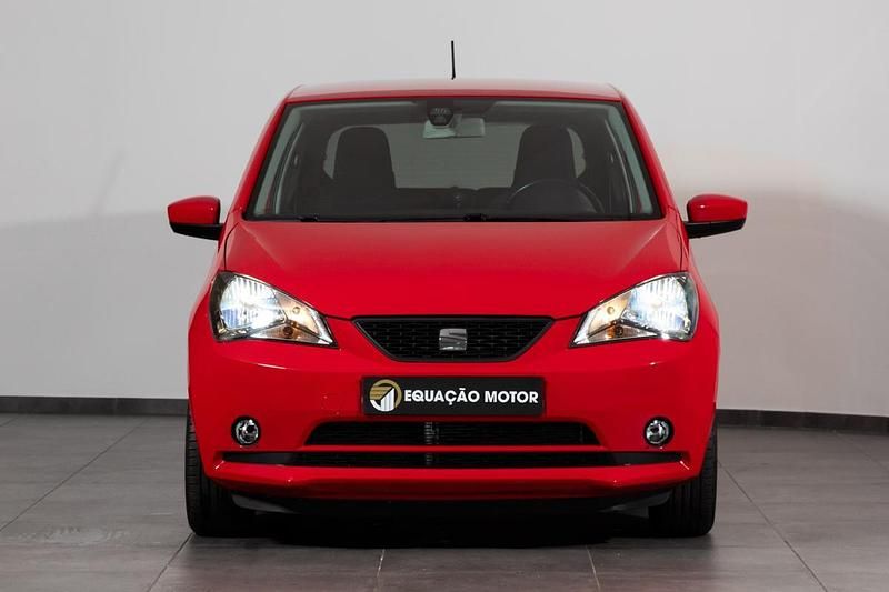 Usado Seat Mii Style 60 HP (44 kW) 2014 Vermelho Citadino