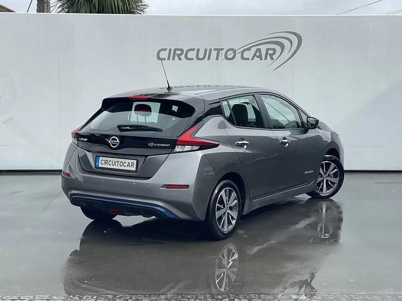 Usado Nissan Leaf Acenta 110 kW (150 HP) 2019 Cinzento Citadino