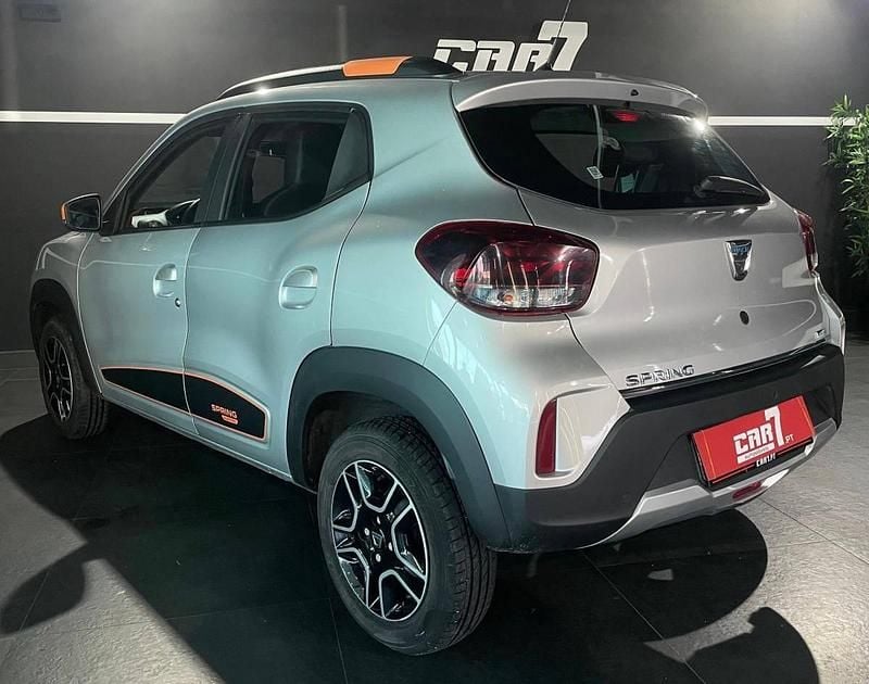 Usado Dacia Spring Comfort Plus 33 kW (45 HP) 2021 Cinza Citadino