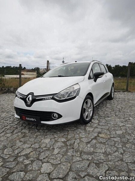 Branco Usado 2014 Renault Clio GrandTour Carrinha | € 8.990 (Preço justo) - Imagem 1/1